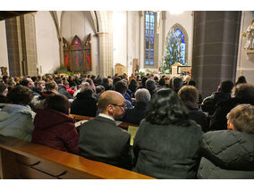 Kinderchristmette mit Krippenspiel (© Karl-Franz Thiede)